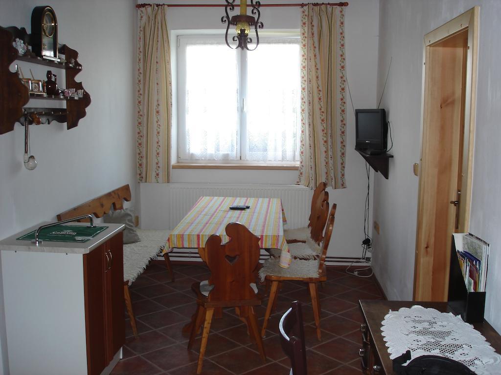 Pension Otevek Trhové Sviny Oda fotoğraf