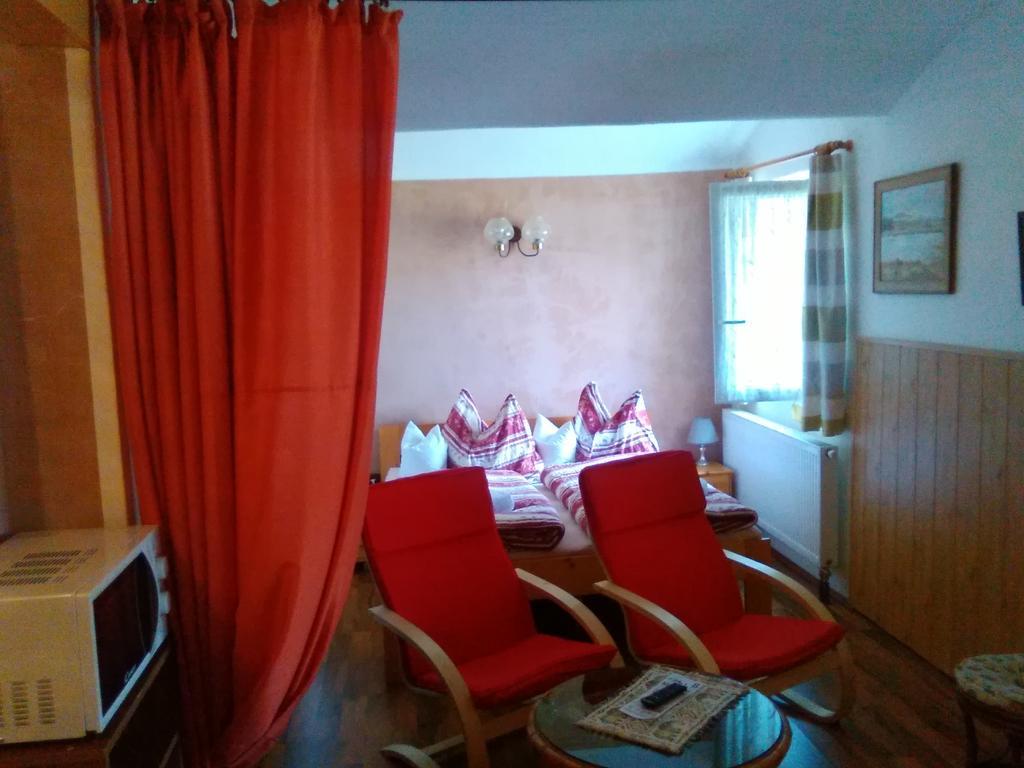 Pension Otevek Trhové Sviny Dış mekan fotoğraf