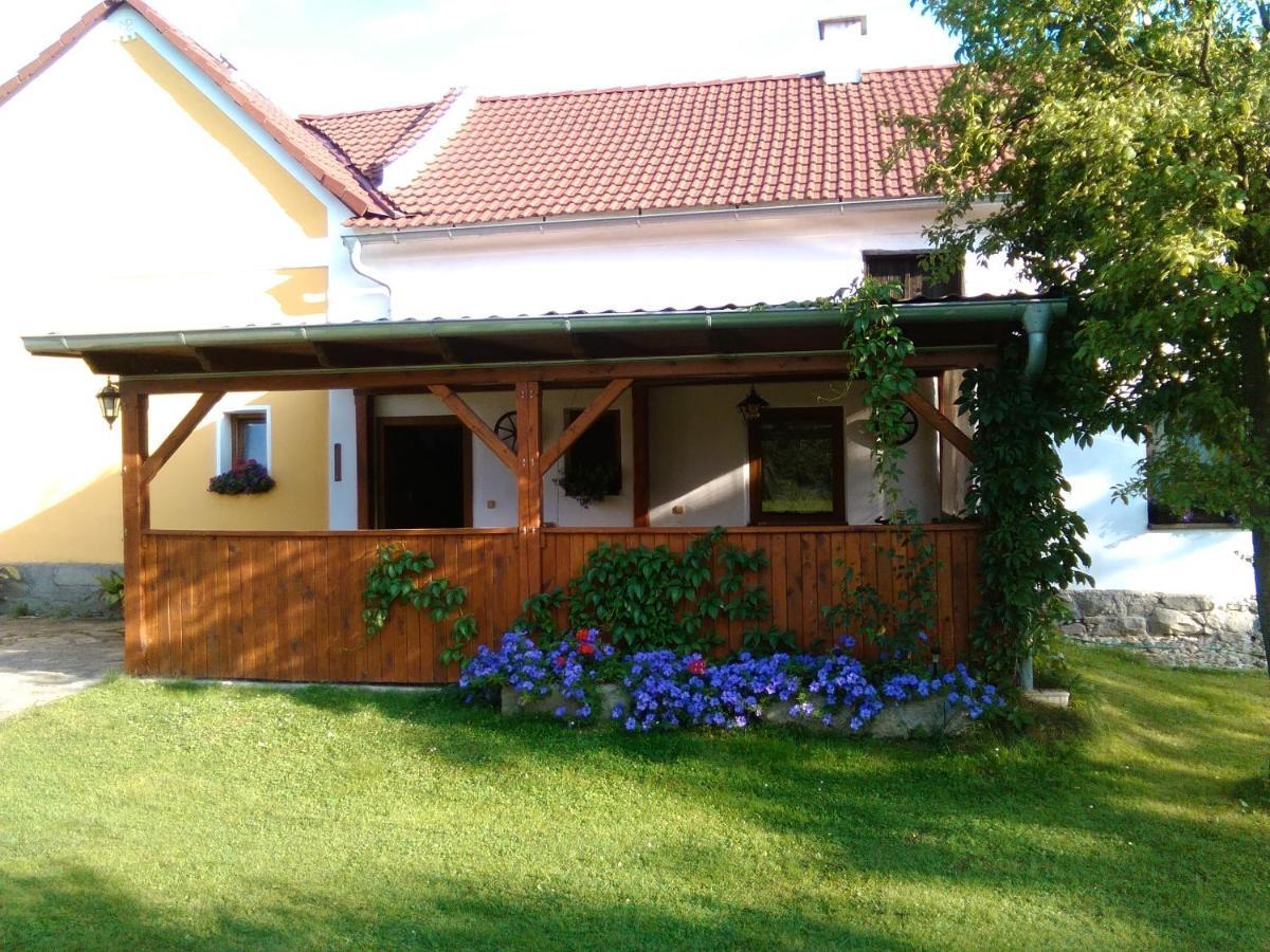 Pension Otevek Trhové Sviny Dış mekan fotoğraf